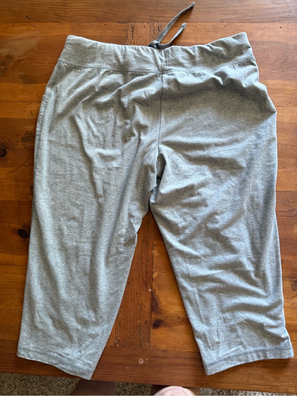 Athletic Works Light Gray Kids Capri Sweatpants